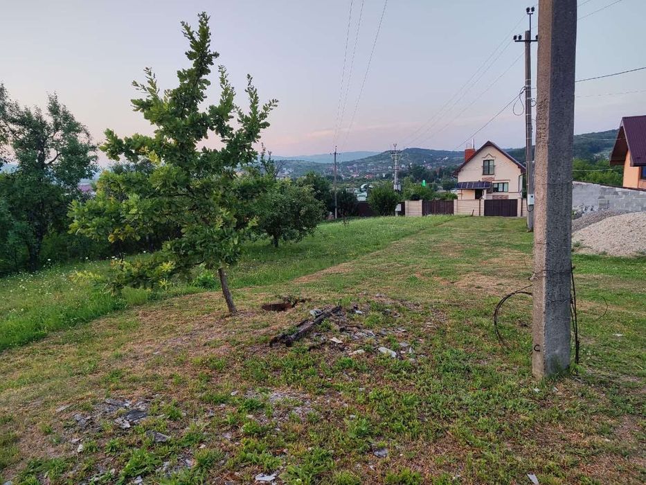 Продається земельна ділянка під забудову  11 сот.землі м.Мукачево