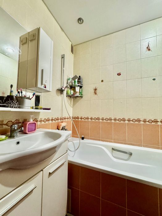 Красива 4-кімнатна з РЕМОНТОМ! Гарне планування! Найкращий район! A11