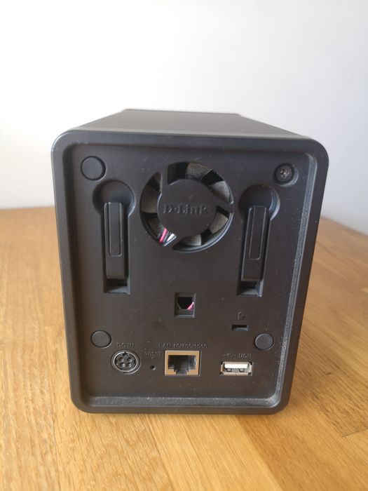 Serwer NAS D-Link DNS-323 (2-bay)