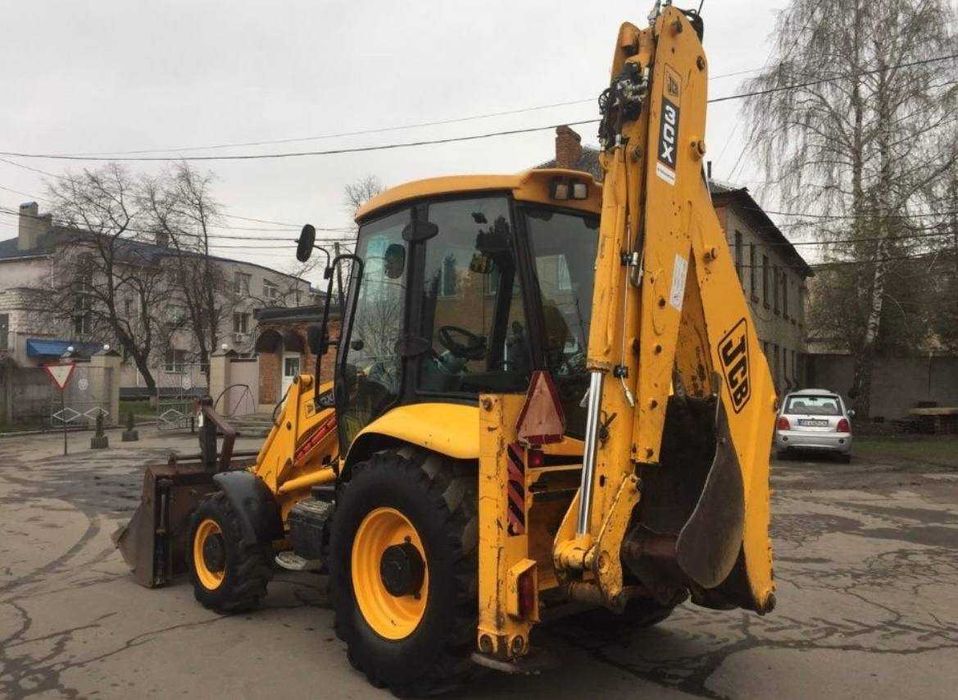 Послуги екскаватора-навантажувача JCB 3CX,демонтаж ,земельні роботи