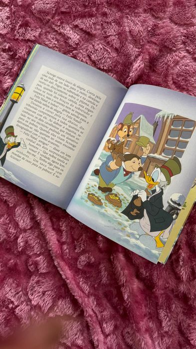 Livro "O Natal do Mickey" - Walt Disney