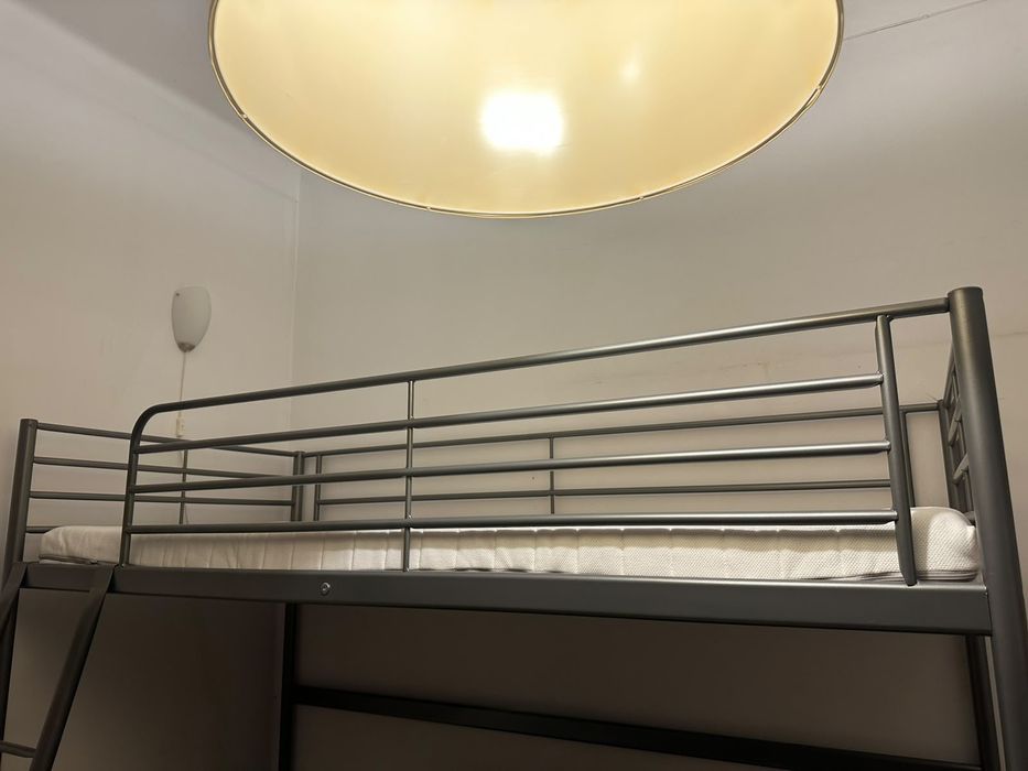Vendo Beliche com ou sem colchão