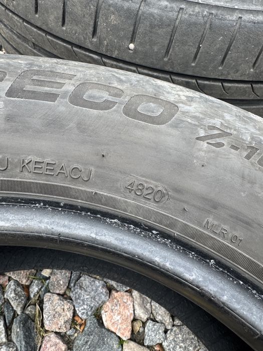 Продам літню резину Goodrid 215/60/R16