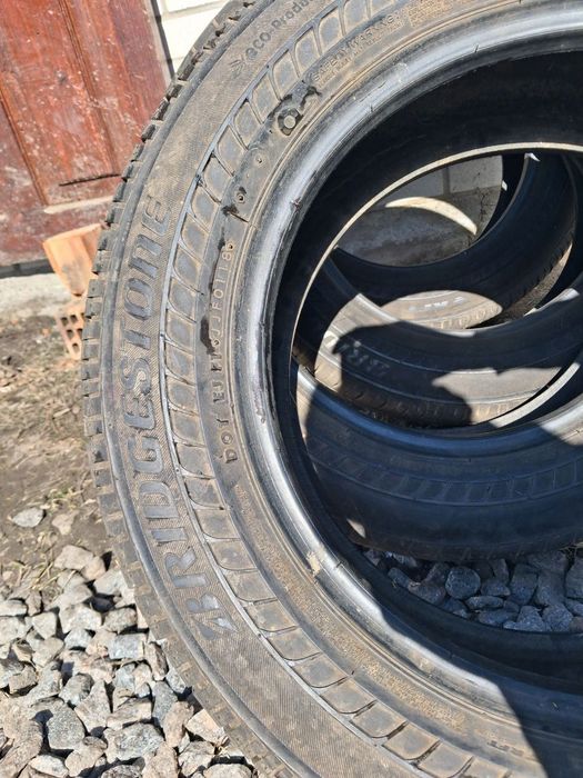 літні шини 215/60 R16