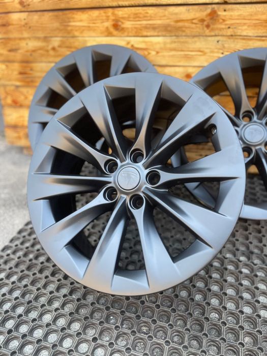 Диски легкосплавні  5/120 R19