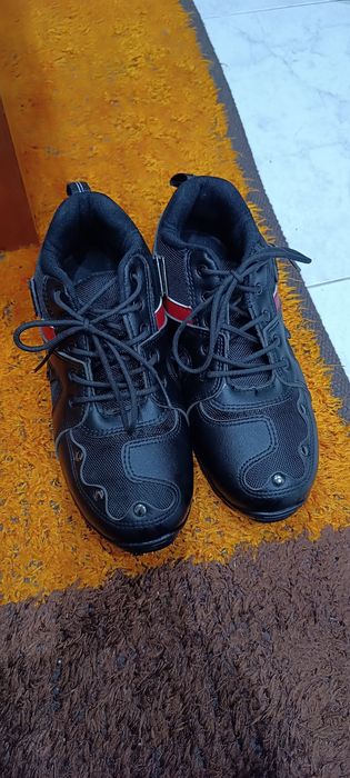 Sapato motard semi-novo