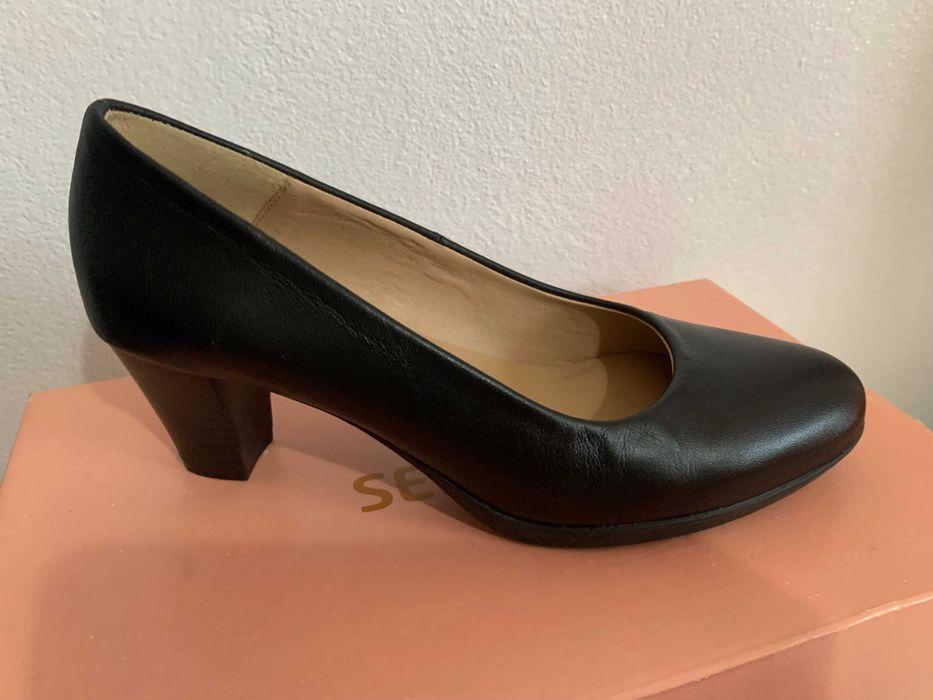 Sapatos Seaside NOVOS n36