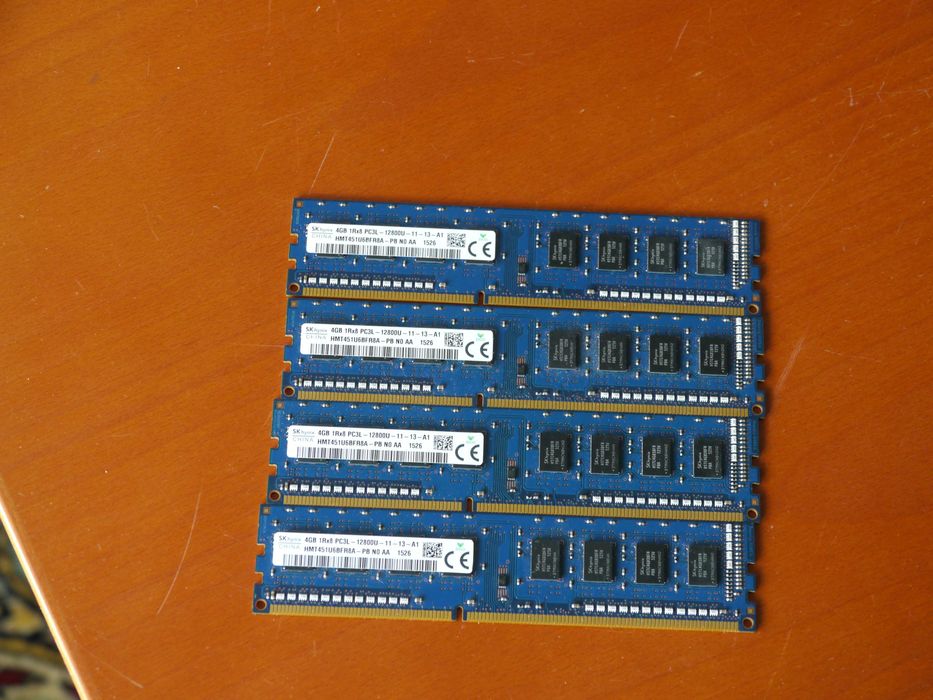 Komplet pamięci SK Hynix 4x4 GB DDR3 do PC