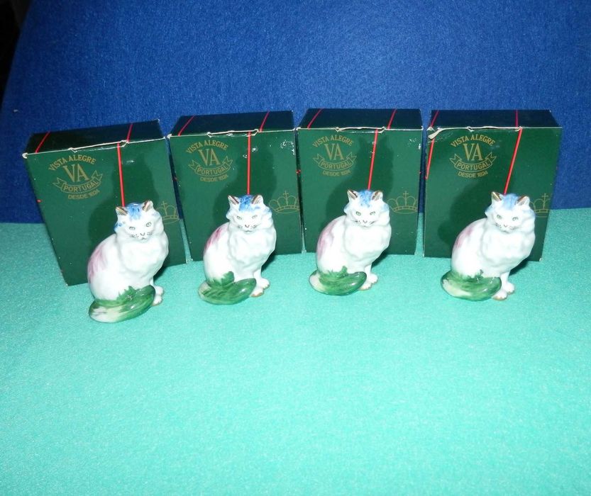 NOVO PREÇO - Vista Alegre 4 Gatos novo Preço PIntados a mão -  coleção