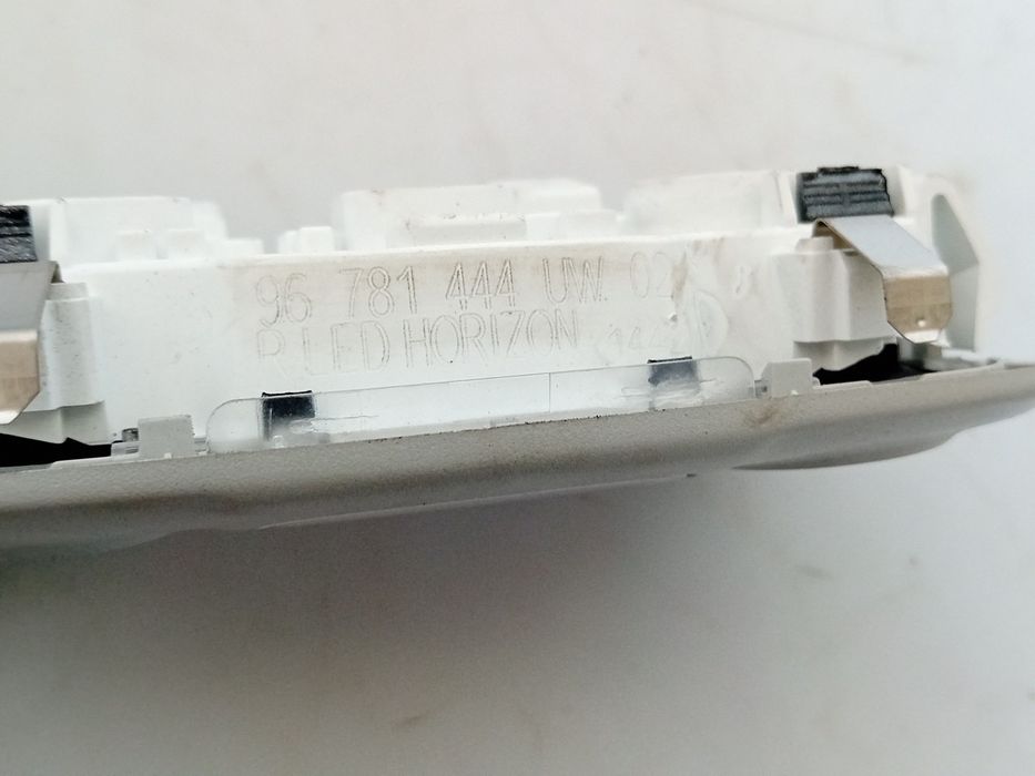 Plafonier frente CITROËN C4 III