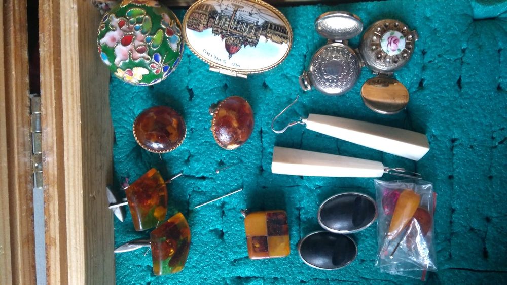 Ozdoby kobiece różne