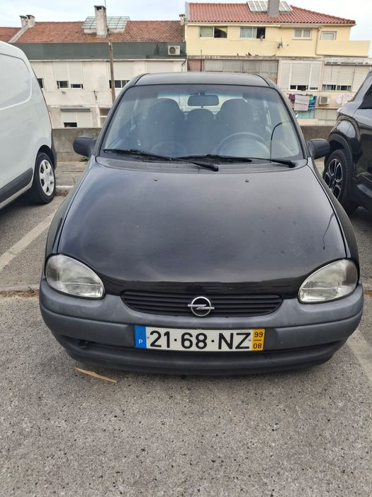 Vende-se Opel Corsa 1.2/16V centenário