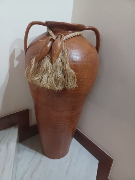 Pote em Barro com 81 cm de Altura