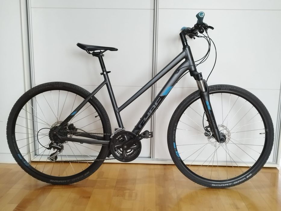 Rower Damski Cube Nature (M/28) crossowy/trekkingowy/miejski Shimano