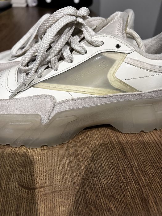 Кросівки колаборація Reebok & CardiB 38 розмір