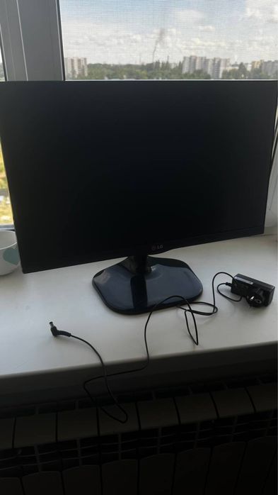 Продам монітор 23" LG
