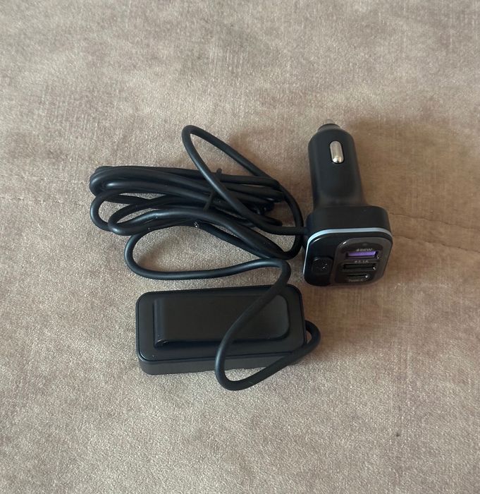 Автозарядка з 6портами/Швидка зарядка 81W/Для передніх і задніх сидінь