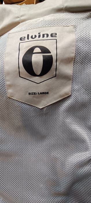 Kurtka sportowa turystyczna z kapturem L/XL