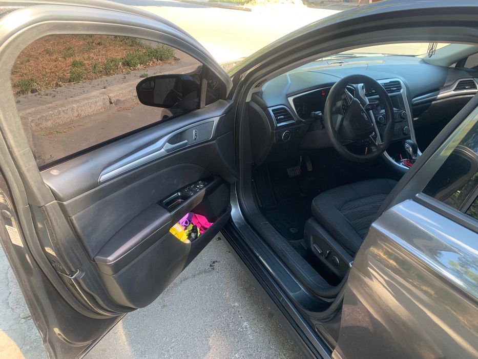 Продажа Ford fusion SE