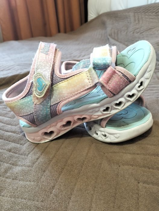 Босоніжки фірми Skechers 29 розмір