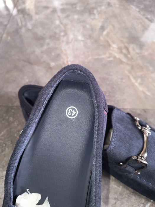 Pantofle, buty, mokasyny