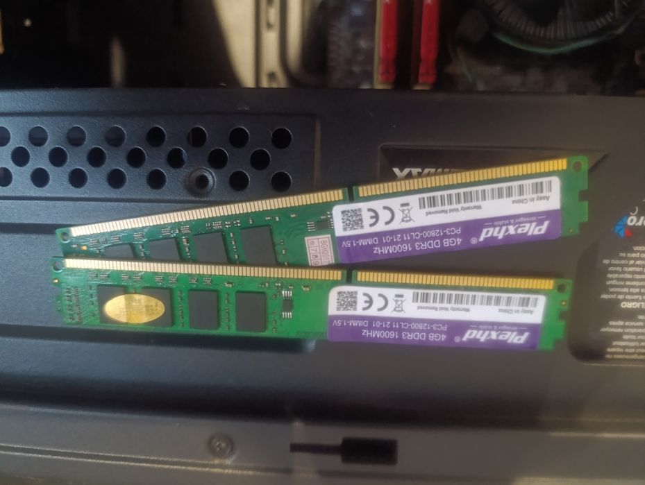 ddr3 1600 2x4gb.