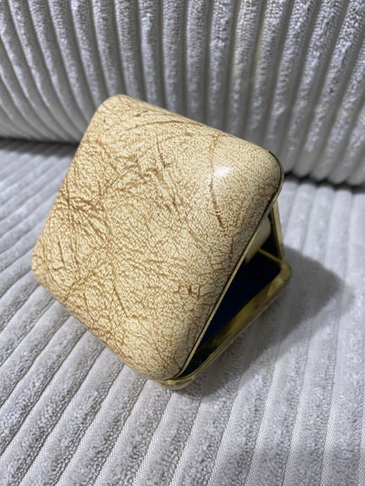 Vintage zegarek podróżny