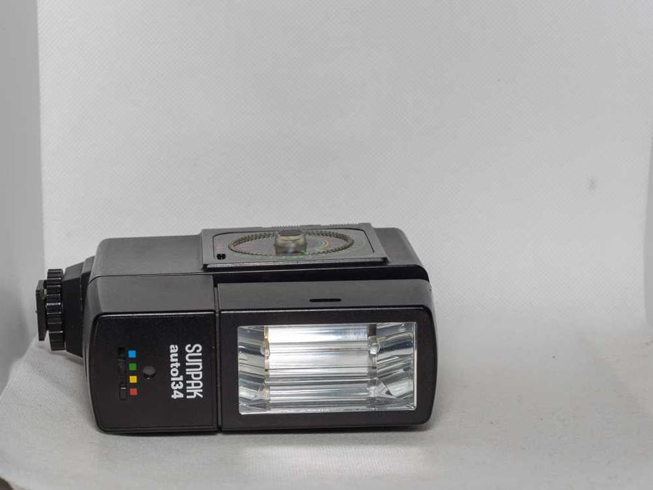 Flash analógico Sunpak auto134 (Peças ou decoração)