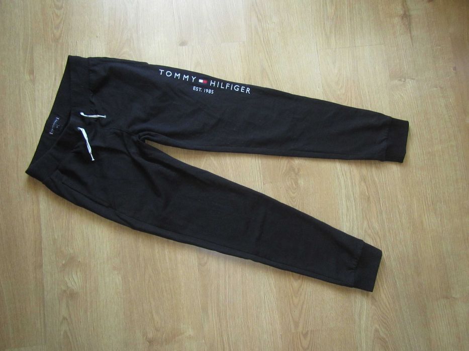 Tommy hilfiger spodnie rozm.164
