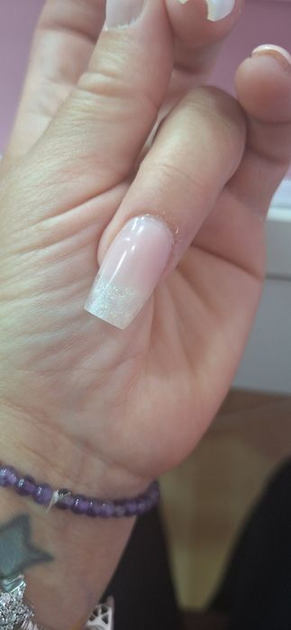 Unhas de gel a preço de lançamento