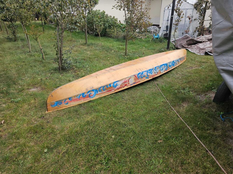 Canoe drewniane, praktycznie nieużywane