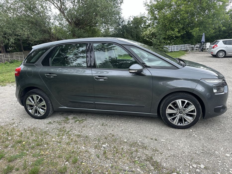 Citroen picasso.