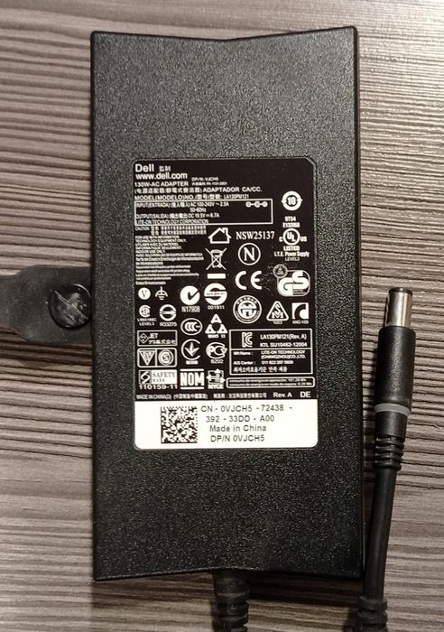 Dell stacja dokująca z zasilaczem 130W PR03X // DVI, D