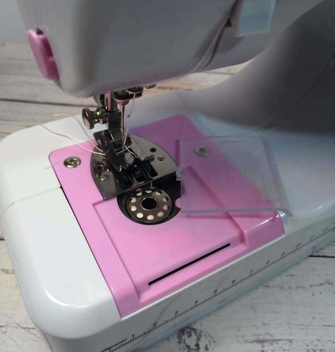 Универсальная швейная машинка LY-90 505 педаль реверс