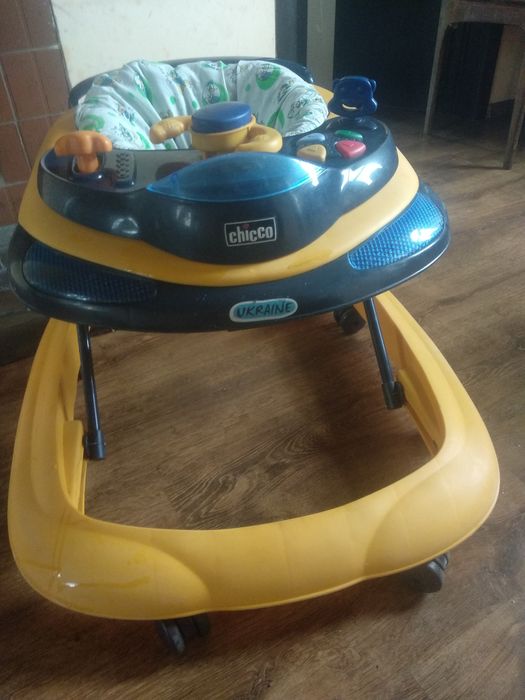 Ходунки Chicco с музыкой