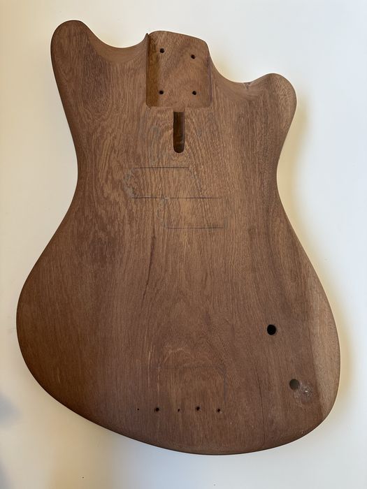 Заготовка для корпусу гітари