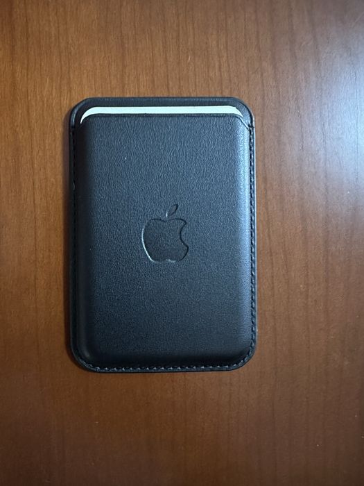 Carteira iphone Magsaf em preto e castanho,forte fixação