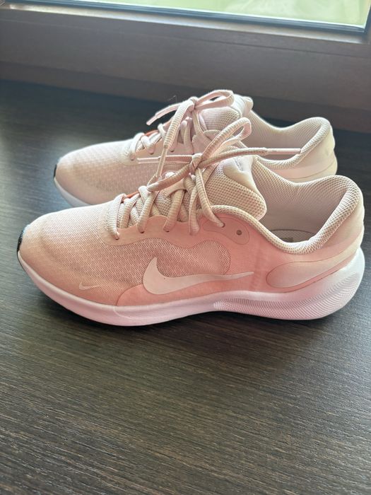 Кросівки для спорту, бігу Nike Revolution 7, 38 розмір, 24 см. устілка
