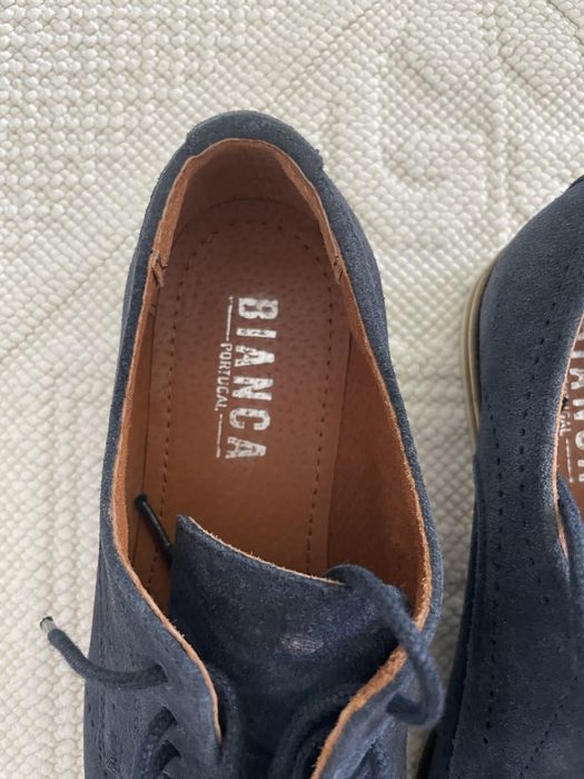 Vendo saoatos azuis , estao novos