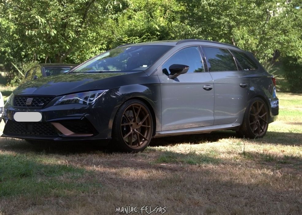 SEAT Leon ST 2.0 TSI 4Drive OPF DSG Cupra R