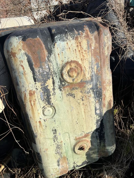 Бак паливний зіл 131