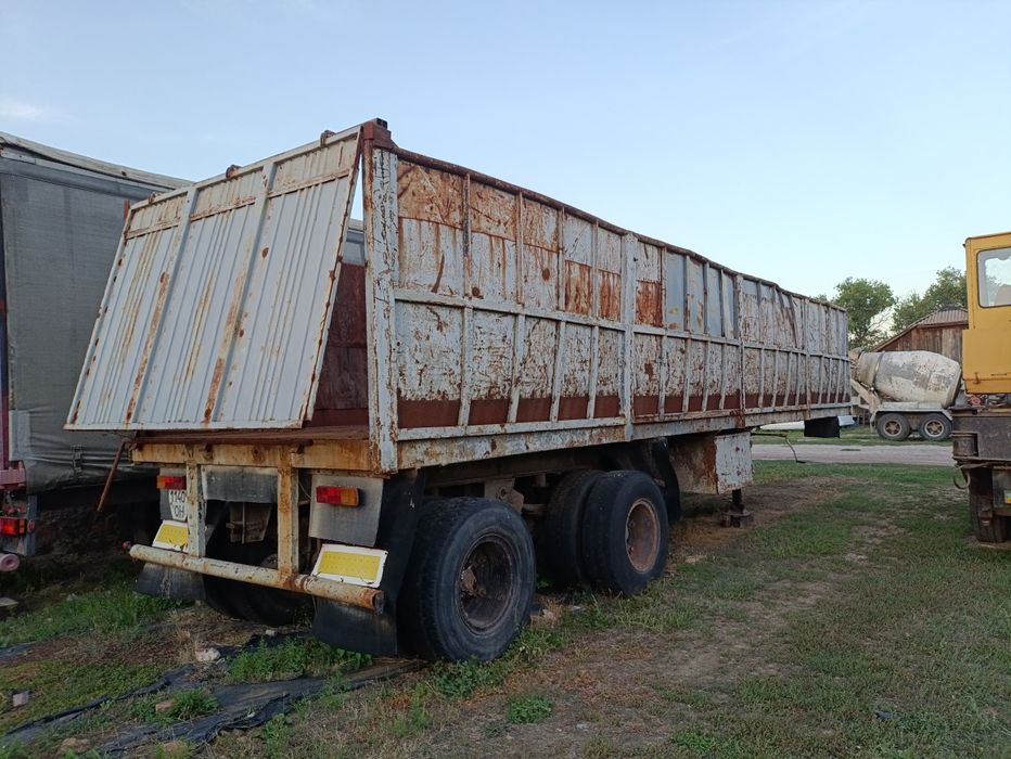 Зерновоз Камаз 54112, н/причеп 11м