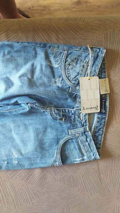 Продам подростковые джинсы