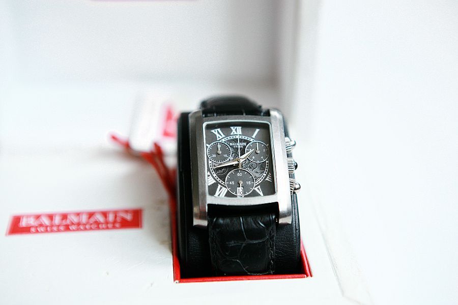 продам швейцарские часы, которые радуют- от бренда Pierre Balmain