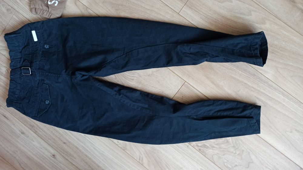 Sg Granatowe spodnie 134 spodnie chłopięce 134