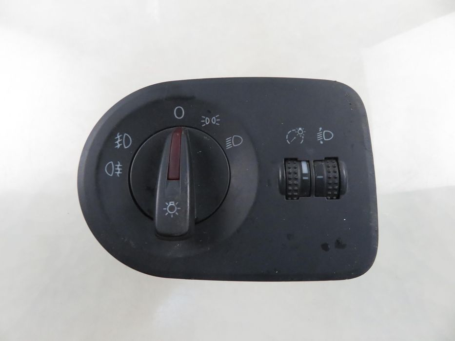 Włącznik Świateł Seat Ibiza IV