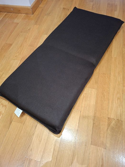 Krzesło podłogowe składane