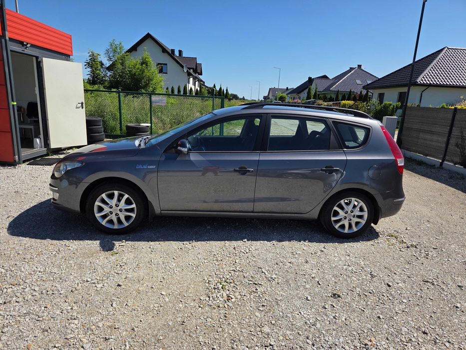 Hyundai I 30 1,4 Blue Drive LIFT Alus Hak 2010 rok Zamiana