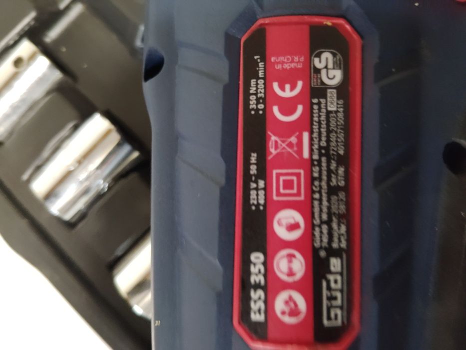 Sprzedam rozrusznik i klucz