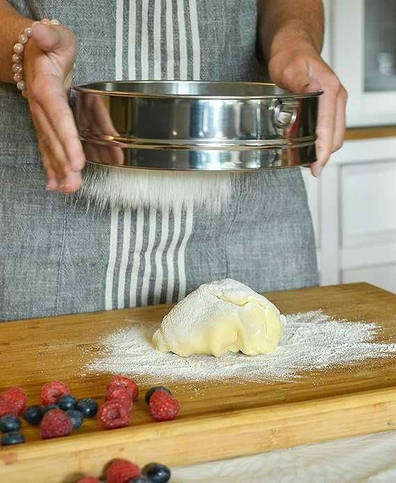 Sito do ciasta ze stali nierdzewnej 26 cm